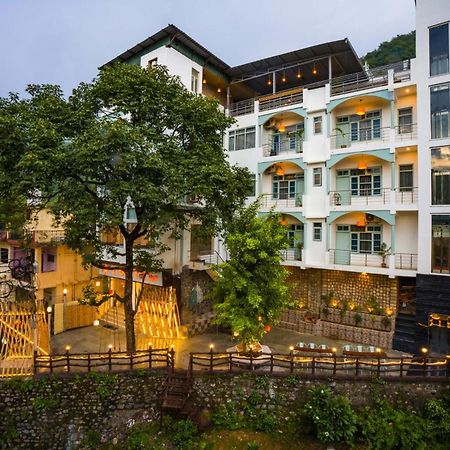 Hostel Zostel Rishikesh, Laxman Jhula Zewnętrze zdjęcie