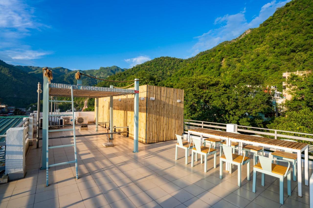 Hostel Zostel Rishikesh, Laxman Jhula Zewnętrze zdjęcie