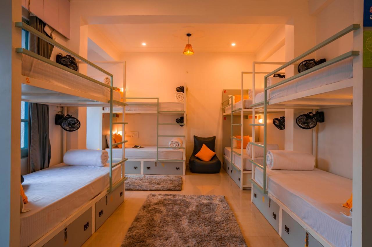 Hostel Zostel Rishikesh, Laxman Jhula Zewnętrze zdjęcie