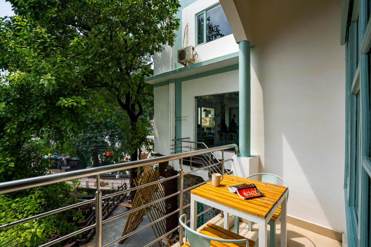 Hostel Zostel Rishikesh, Laxman Jhula Zewnętrze zdjęcie
