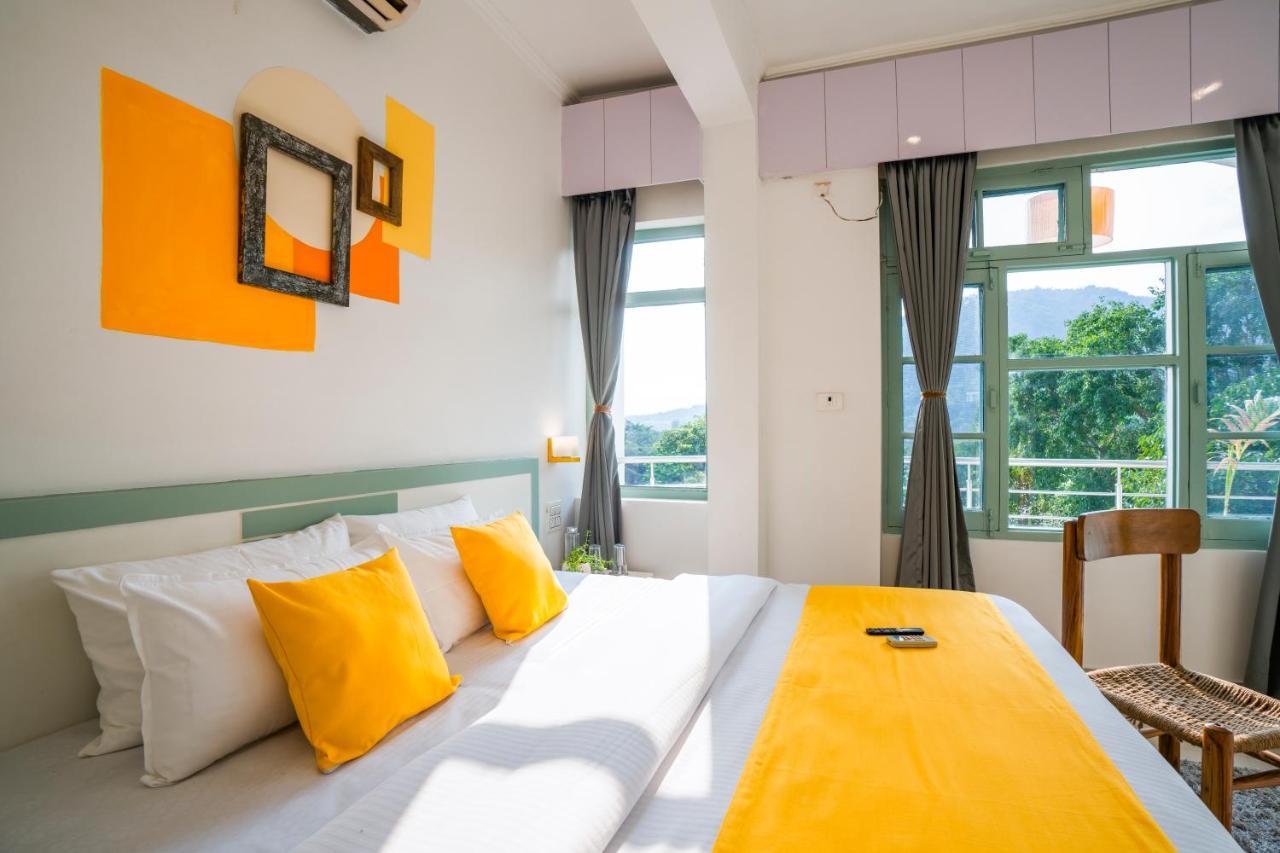 Hostel Zostel Rishikesh, Laxman Jhula Zewnętrze zdjęcie